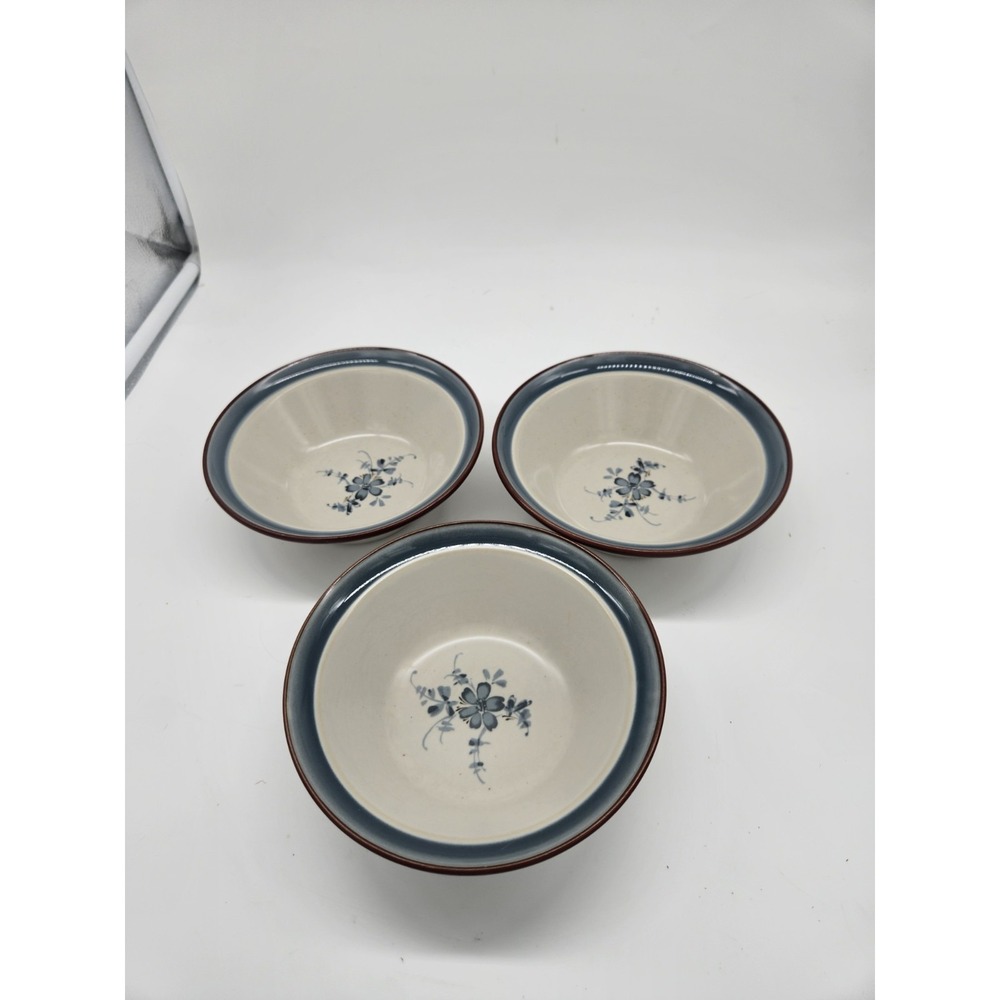 3 Noritake‎ Stoneware Pleasure 6 5/8 In Cereal Soup Bowls Blue Flowers Speckled